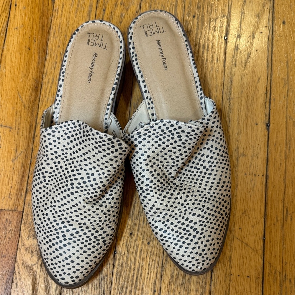 Time and Tru Women's Black and White Dotted Mules